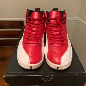Gym red 12s
